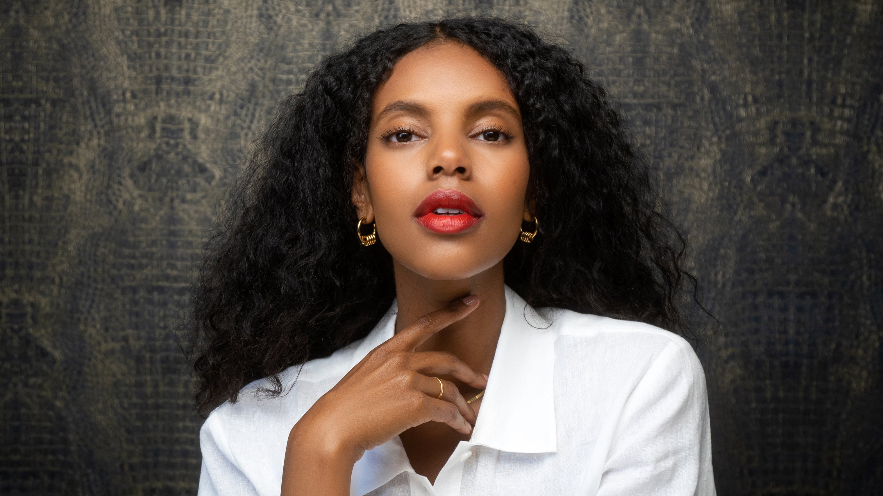 Grace Mahary x La bouche rouge